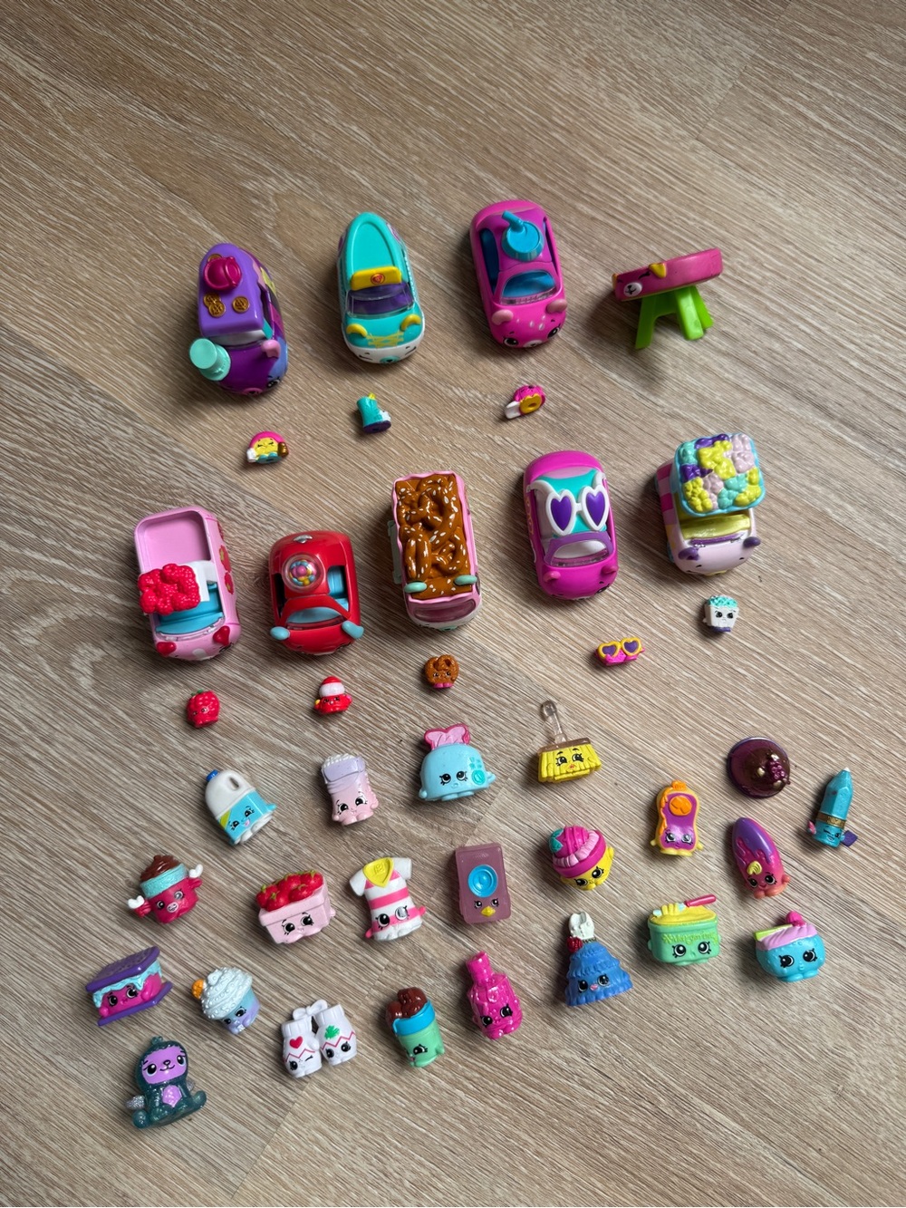 Shopkins lot of cutie cars and misc pieces